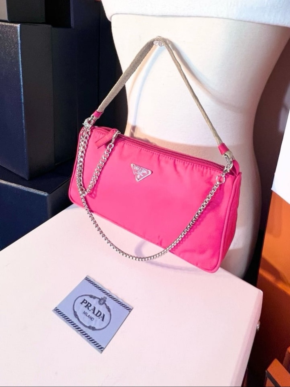 Prada⭐️🌸Hot Pink Nylon Shoulder Bag with Silver Chain!⭐️Offers always welcome! - Picture 6 of 9